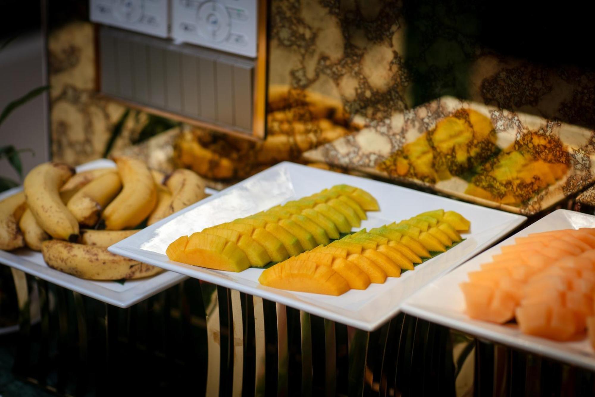 Le Premier Hotel & Rooftop Bar Hanoi Luaran gambar