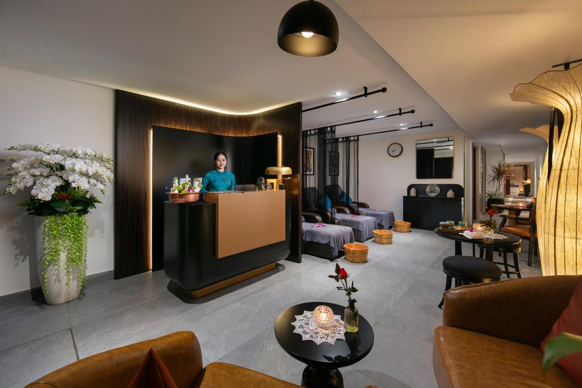 Le Premier Hotel & Rooftop Bar Hanoi Luaran gambar